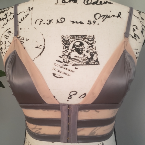 Bralett - Picture 2 of 5